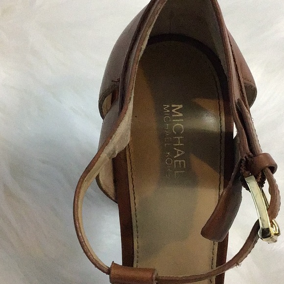 Michael Kors Beatrice Leather Platform Sandal🛍 - Picture 6 of 6